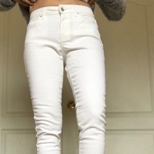 Jessica Simpson white cropped denim